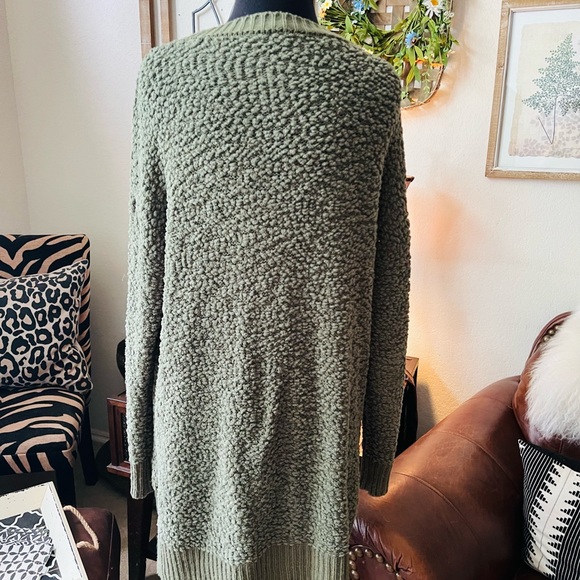 Olive Green Sweater - Picture 7 of 7